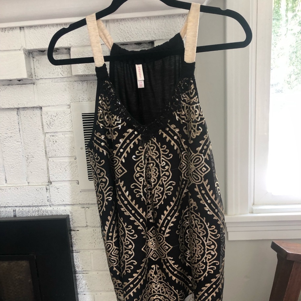 Sequin tank